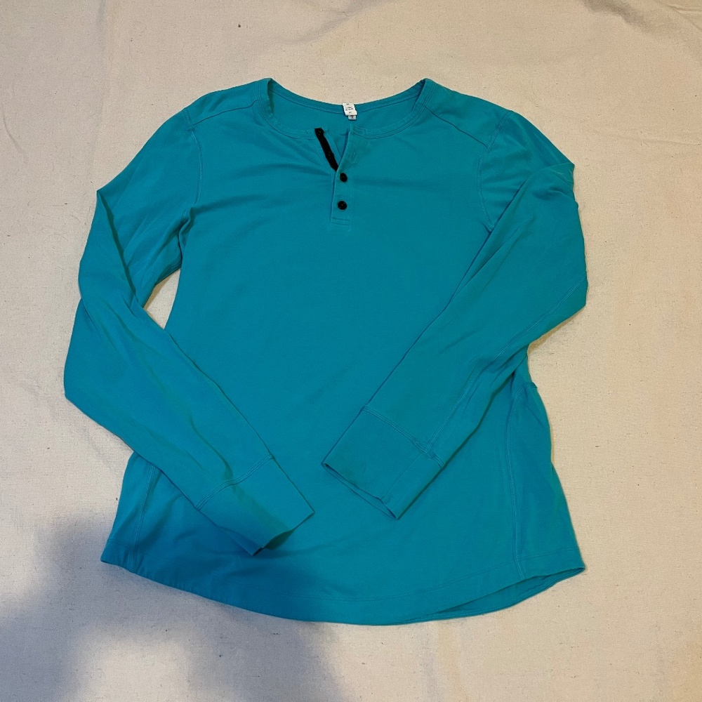 Men's Lululemon button Shirt